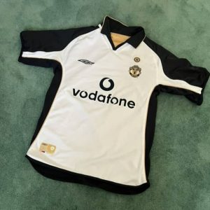 manchester united-2001-2002-umbro-away-jersey-1