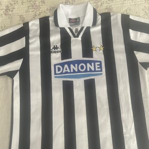 juventus-1994-1995-kappa-home-jersey