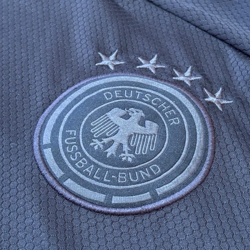 61e57e58-e7d9-46d8-b96d-da843b0853e9