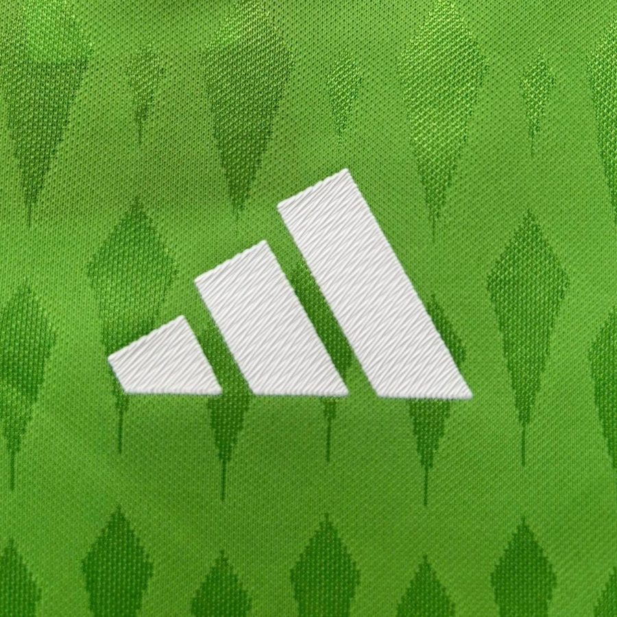 Escocia-adidas-goalkeeper-jersey-2022-logo