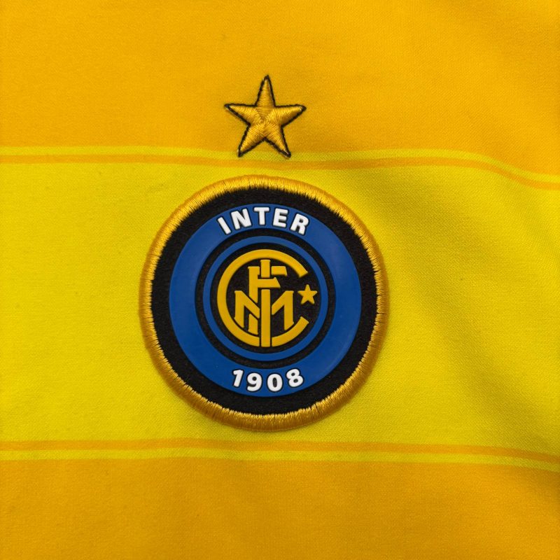 Inter-milan-2003-2004-away-nike-5