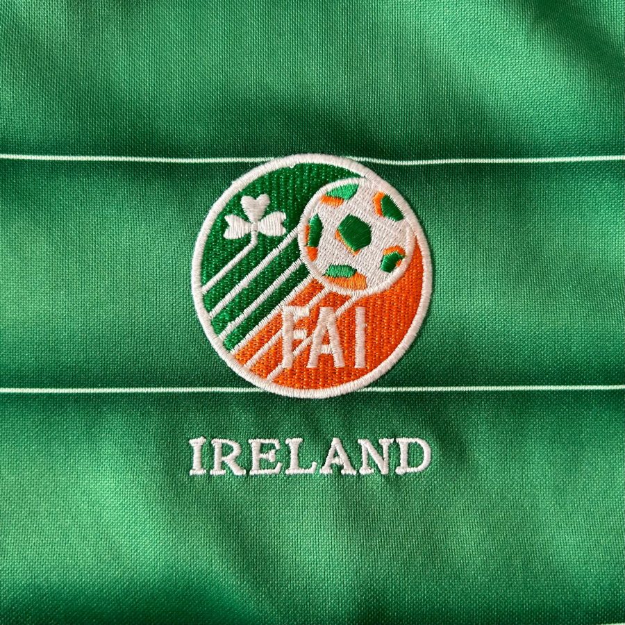 Ireland home jersey umbro long sleeved 2003 green