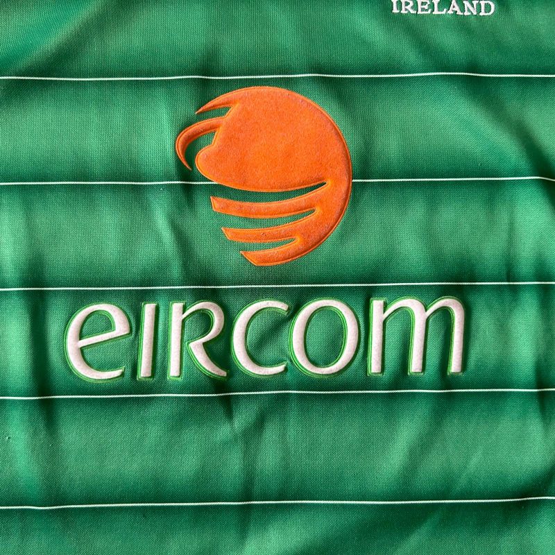 Ireland home jersey umbro long sleeved 2003 green