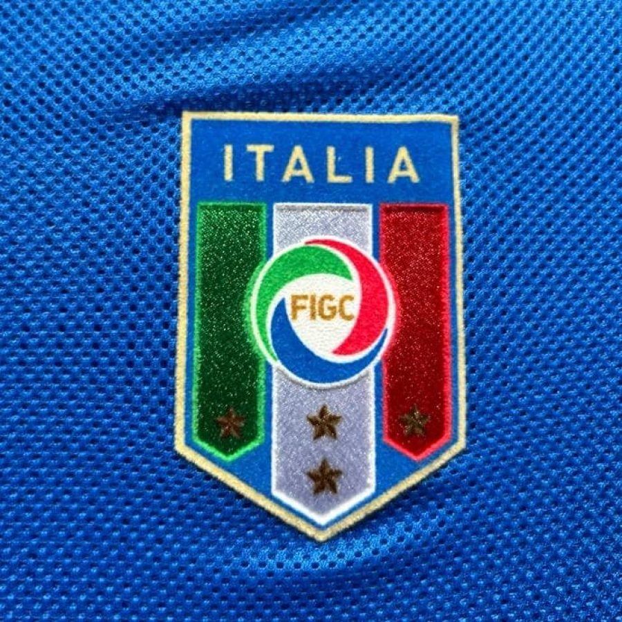 Italia 2008 home kit puma blue crest