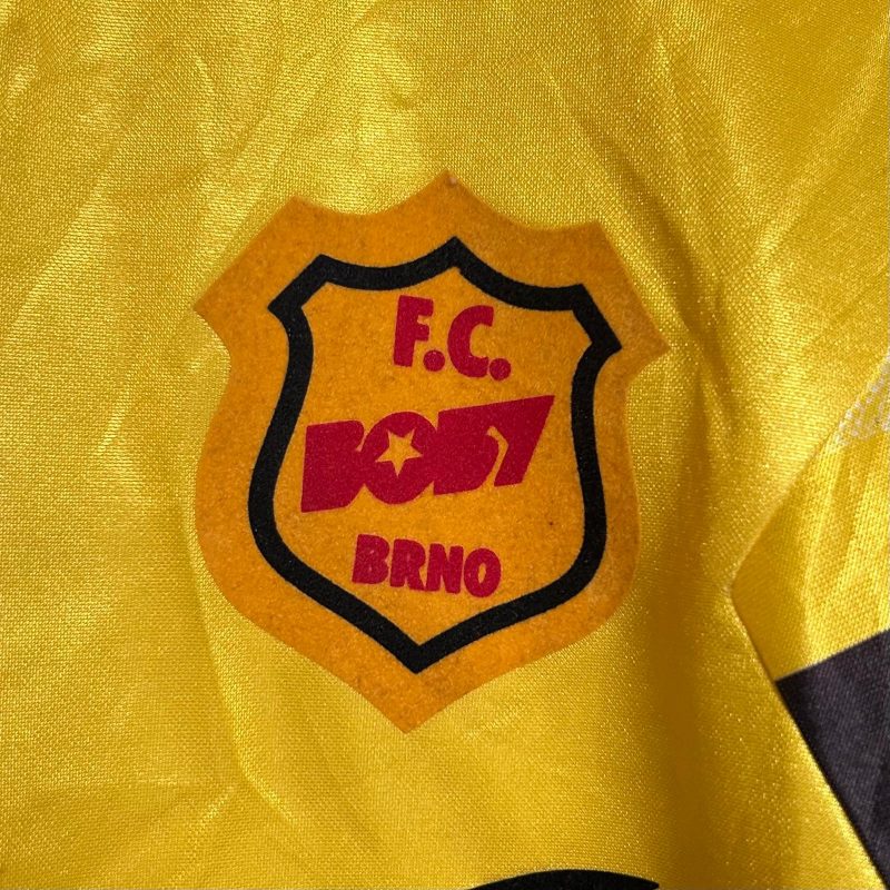 Zbrojovka-Brno-1995-1996-goalkeeper-erima-4