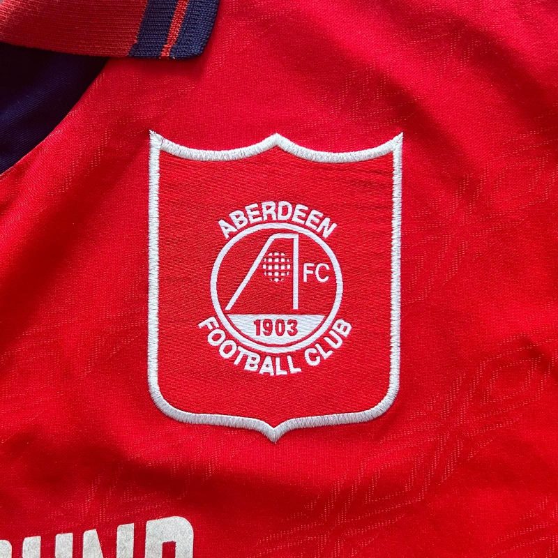 aberdeen home umbro 1994 1996 red blue