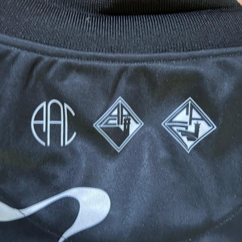 academica-coimbra-playoff-home-jersey-2021-2022-detail1