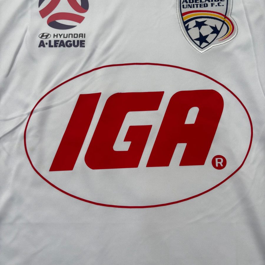 adelaide-united-away-2017-2018-macron-13