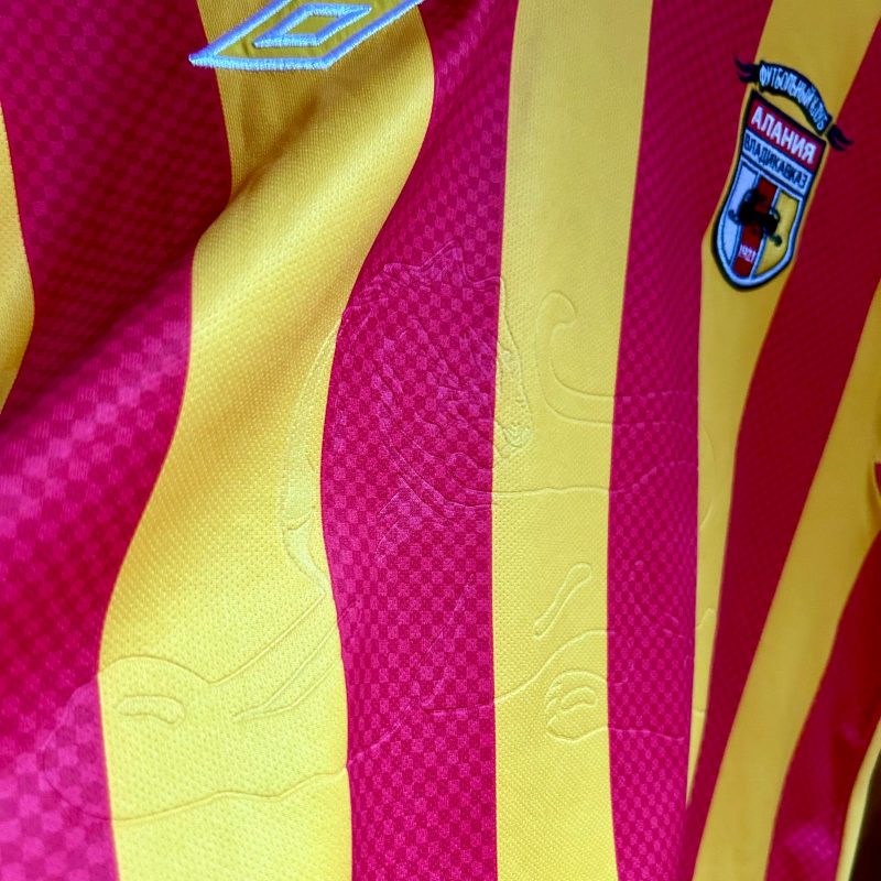 alania vladikavkaz home jersey umbro 2012 2013 yellow red