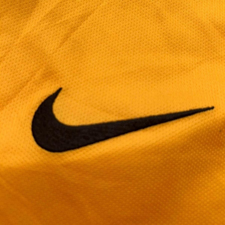 atletico-de-madrid-portero-nike-goalkeeper-2014-2015-front-logo