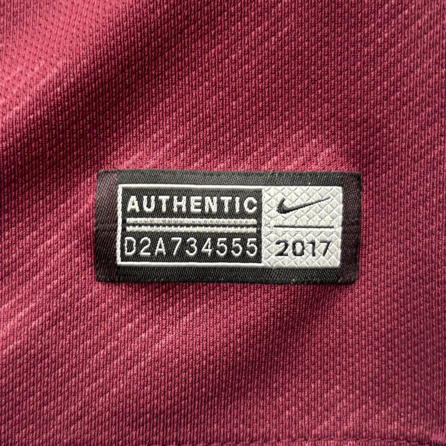 barcelona-2017-2018-third-nike-4