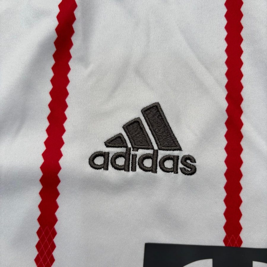 bayern-munchen-2017-2018-third-adidas-5