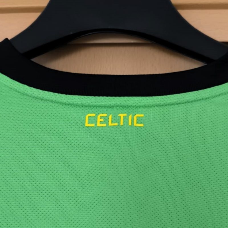 celtic glasgow away kit long sleeve nike 2010 2011 green