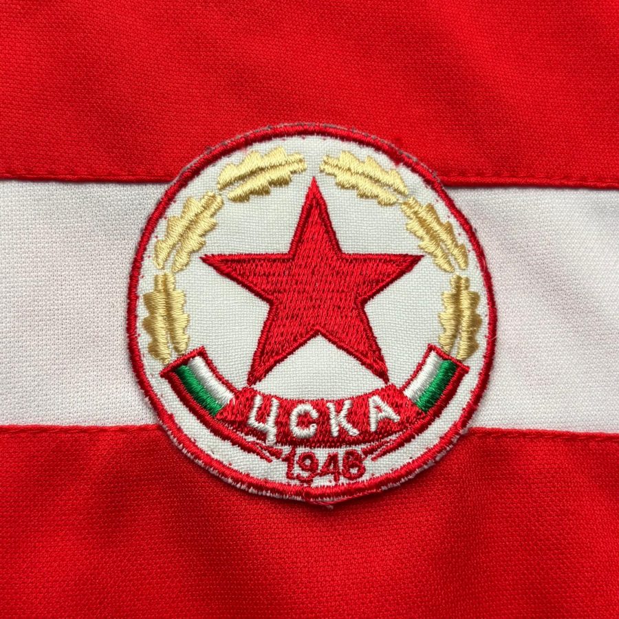 cska-sofia-uhlsport-home-jersey-2004-2005-crest