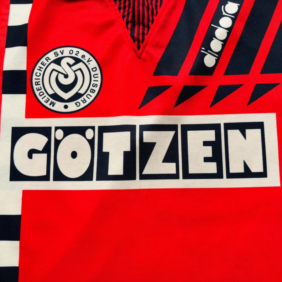 duisburg-diadora-away-jersey-1993-1996-sponsor