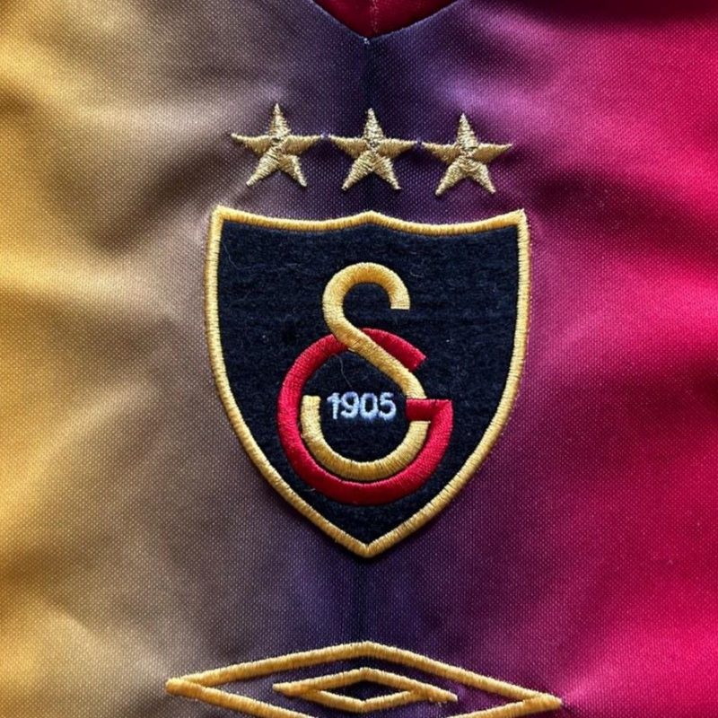 galatasaray home 2003 2004 yellow red umbro
