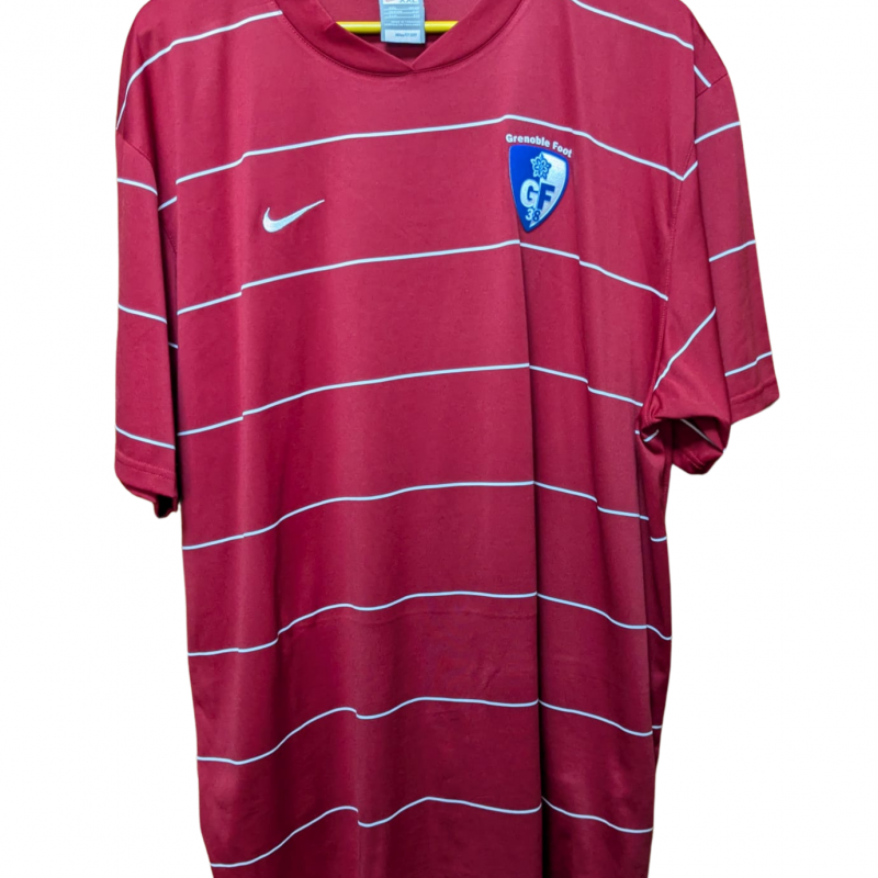 grenoble-foot-38-nike-2009-2010-away-1