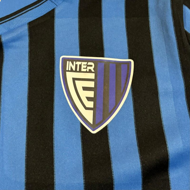 inter-escaldes-joma-home-jersey-2021-2022-crest