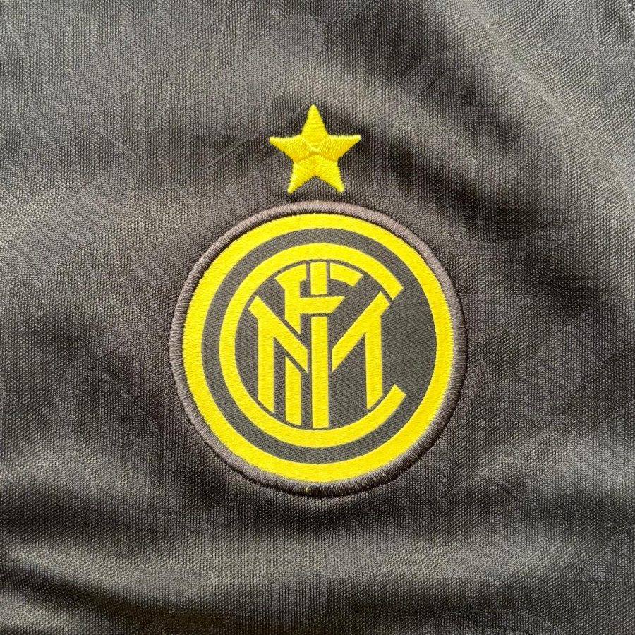 inter-milan-nike-third-AT0031-011-jersey-2019-2020-crest
