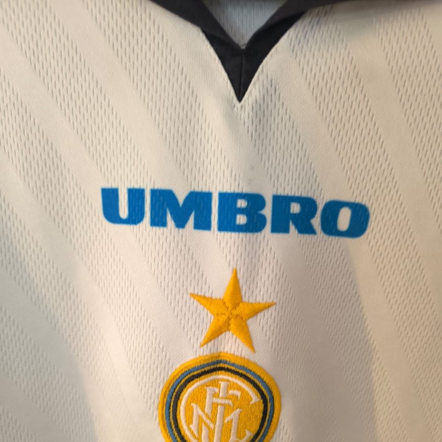 inter-milano-1996-1997-umbro-away-4