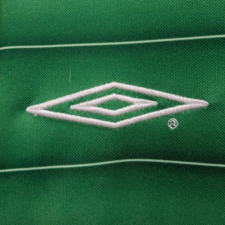 ireland-umbro-2003-home-logo