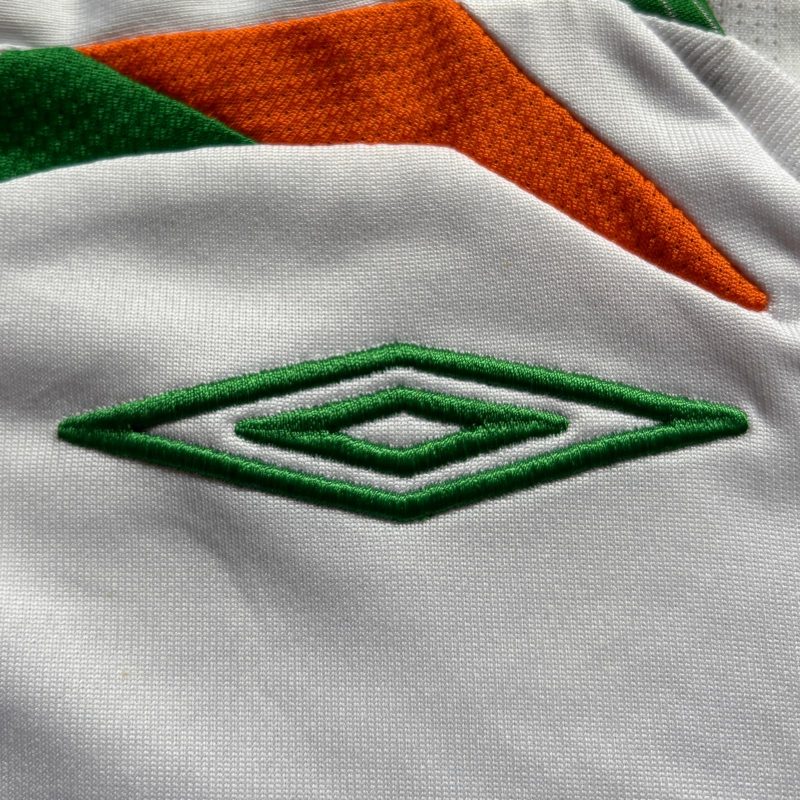 irlanda-ireland-eire-2008-umbro-away-15