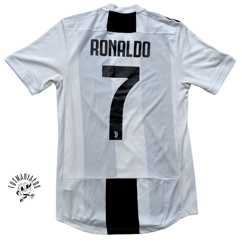 juventus-adidas-home-jersey-2018-2019-back