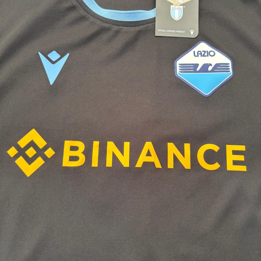 lazio-2021-2022-third-macron-4