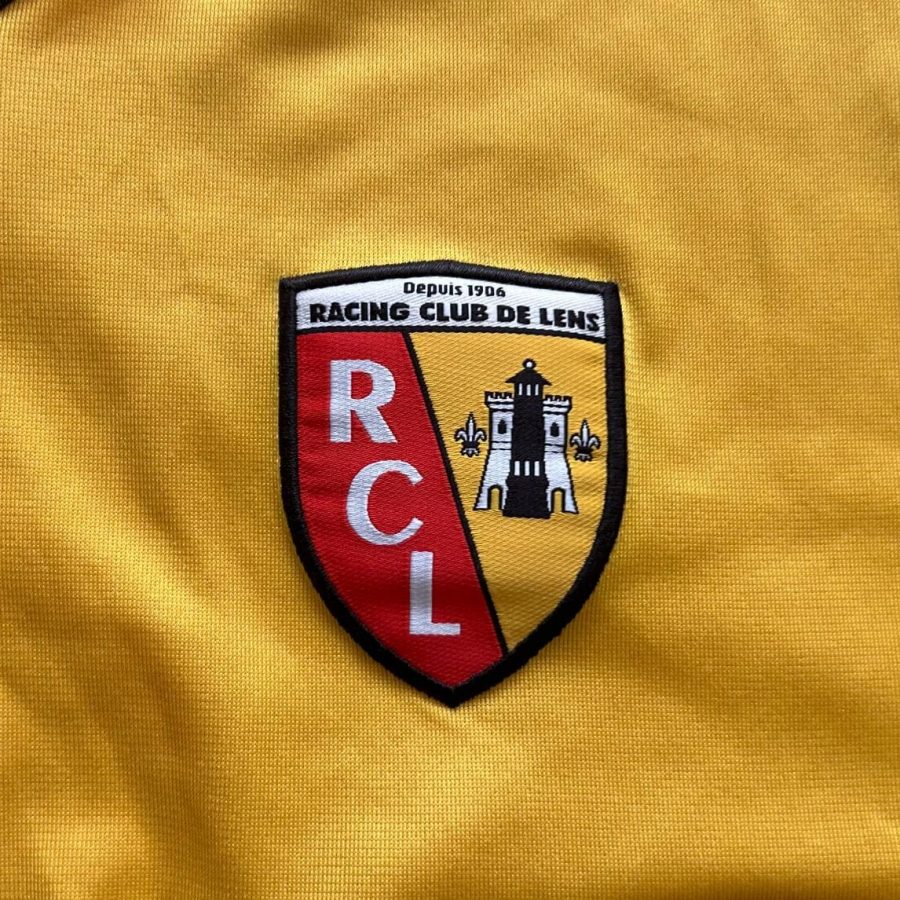 lens home nike 2001 2002 yellow red