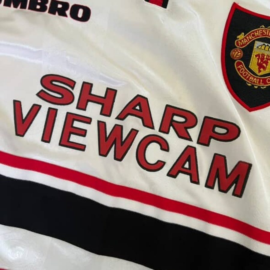 manchester-united-1997-1999-umbro-away-2