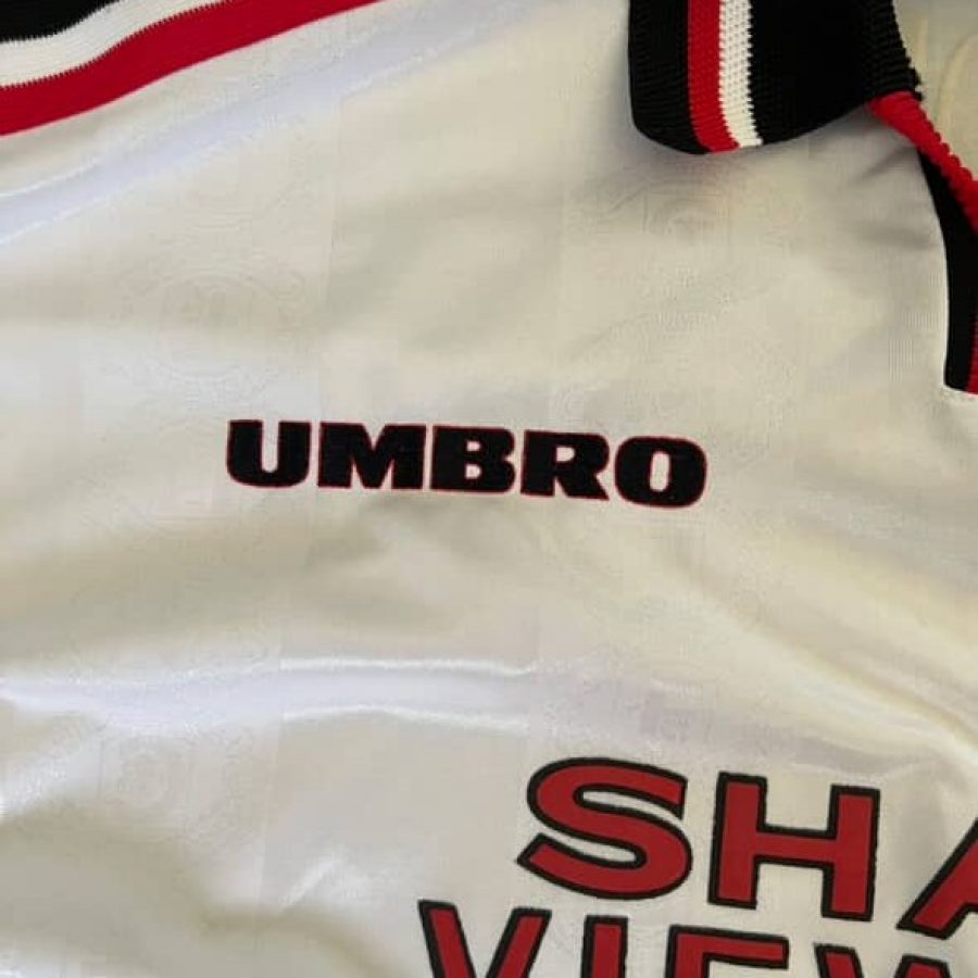 manchester-united-1997-1999-umbro-away-3