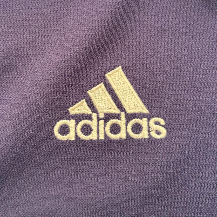 olympique-marseille-away-jersey-adidas-2000-2001-log