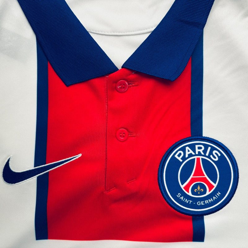 paris-saint-germain-2020-2021-home-nike-10