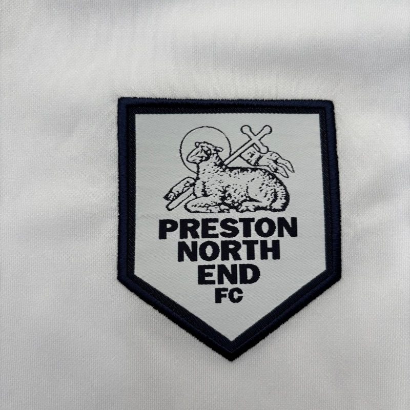 preston-north-end-2010-2011-puma-home-4