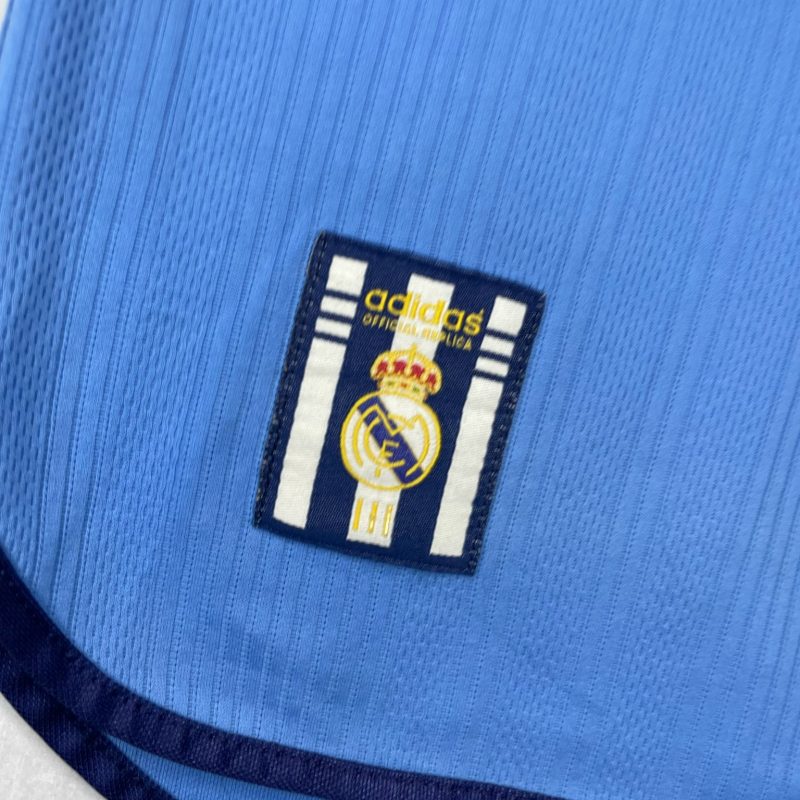 real-madrid-1999-2001-adidas-third-10