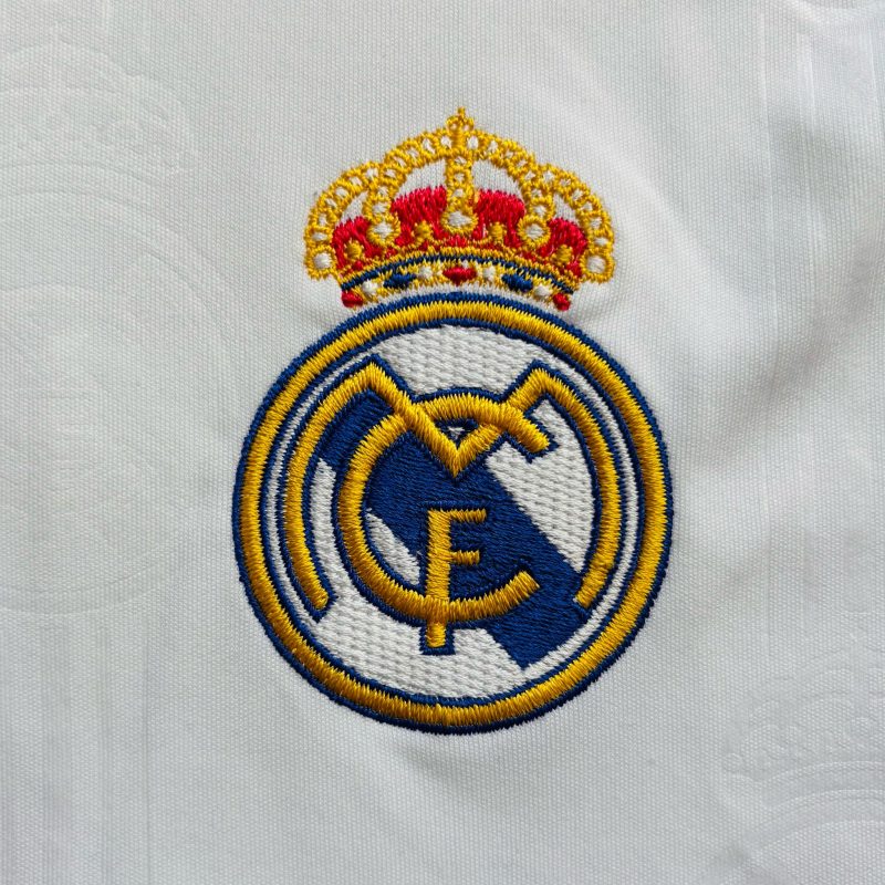 real-madrid-adidas-home-jersey-2022-2023-crest
