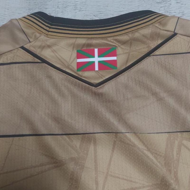 real-sociedad-away-2024-2025-macron-9