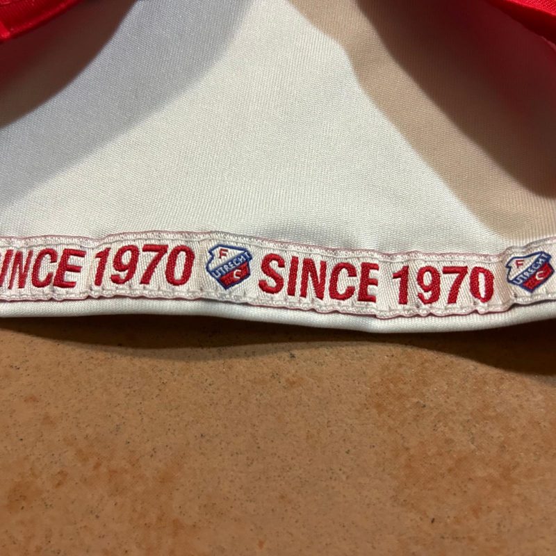 utrecht hummel home jersey 2012 2013 red white