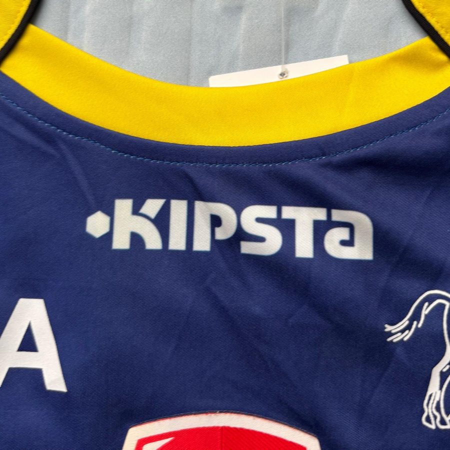 valenciennes-kipsta-2016-2017-third-jersey-logo