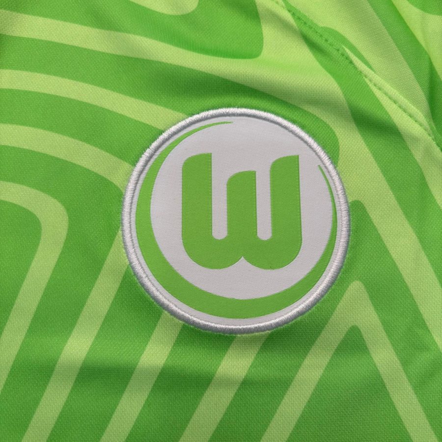 vfl-wolfsburg-nike-home-2022-2023-6