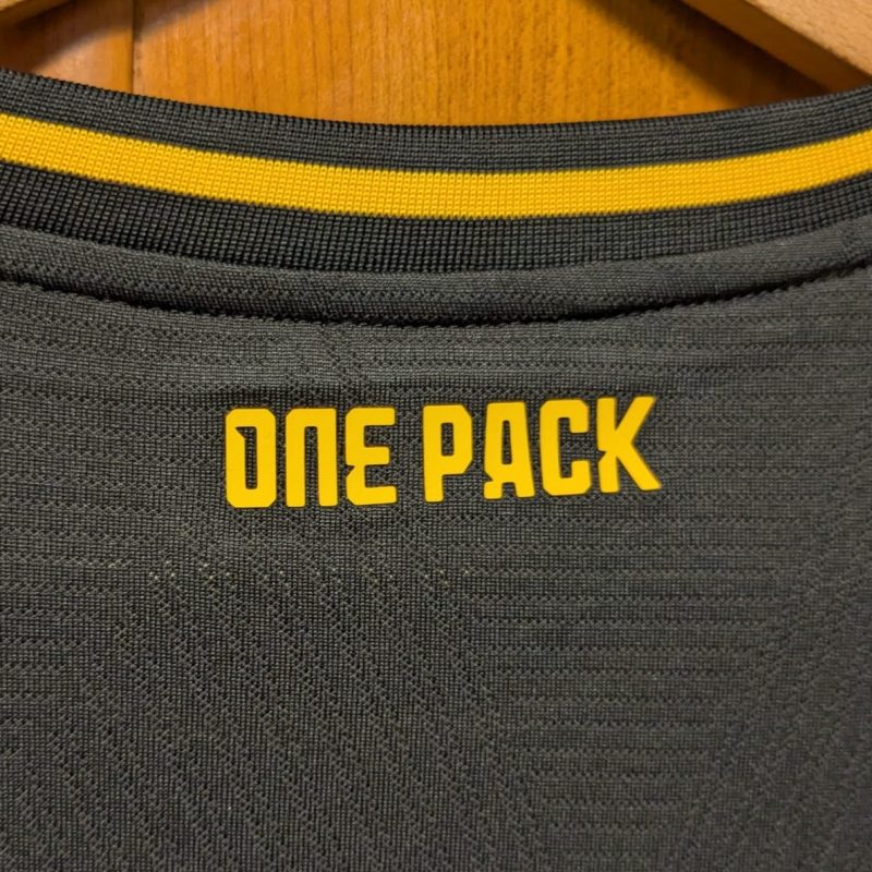 wolverhampton-wanderers-wolves-2024-2025-away-sudu-5