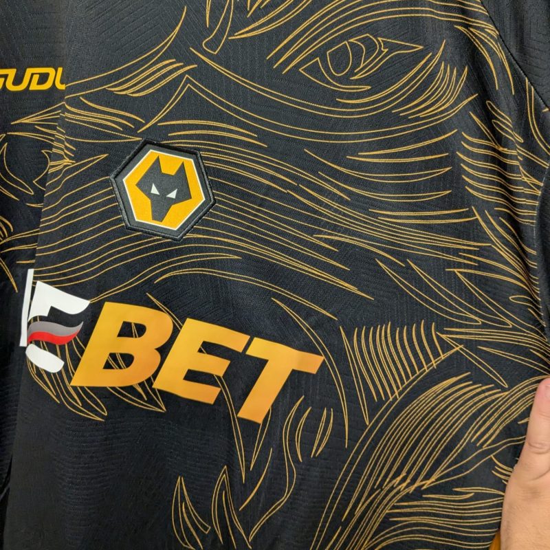 wolverhampton-wanderers-wolves-2024-2025-away-sudu-9