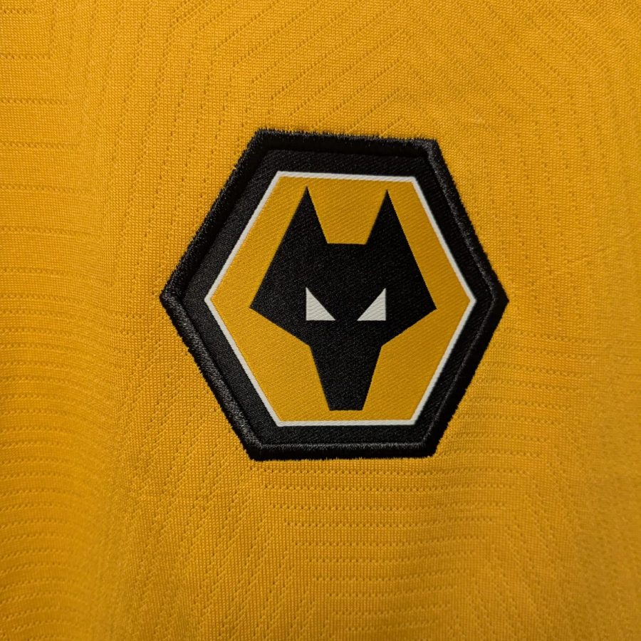 wolverhampton-wanderers-wolves-2024-2025-sudu-home-5